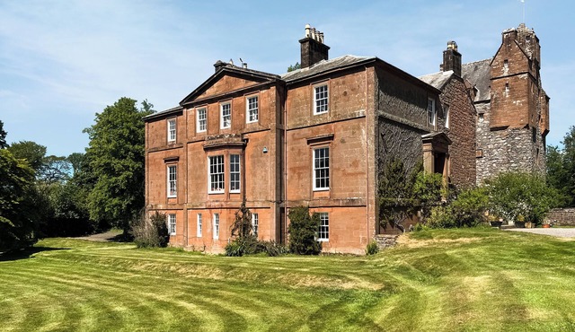 10 bedroom accommodation in Dumfries