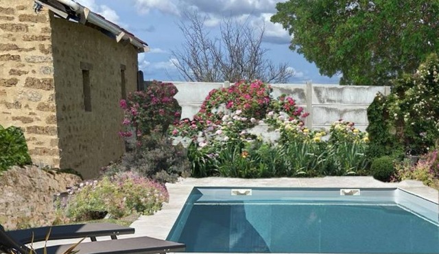 10 Bedrooms Cottage In Pouques-Lormes