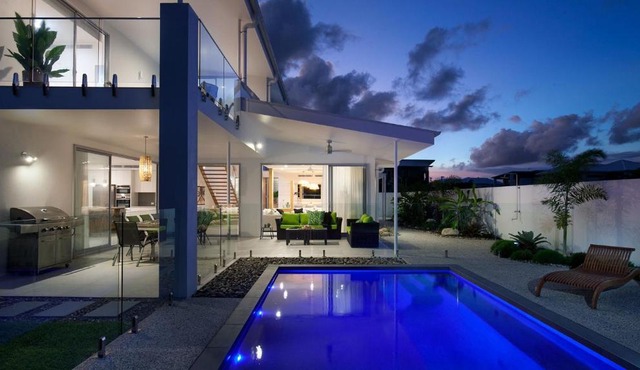 10 Belle Mare Avenue