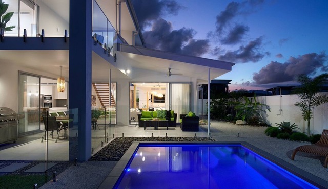 10 Belle Mare Avenue