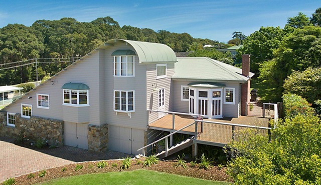 10 Harper Crescent Narooma