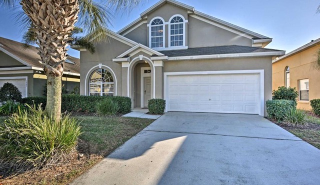 10 Mi to Disney Resort Home with Pool and Spa