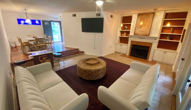 10 miles to beachn5 mi to downtownnCreek and deck in backyardnWasher Dryer