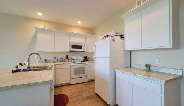 10 min from downtown Jamesport, MO