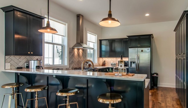 10 Min to Broadway-Rooftop-Family Friendly-Elegant-Peaceful East Nashville