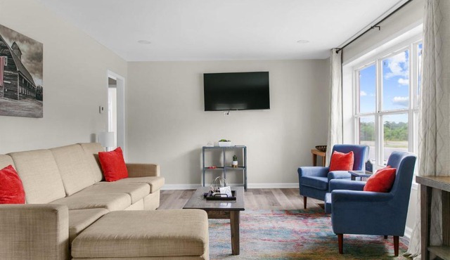 10 Min to Downtown-Modern in Magic City-Both Units