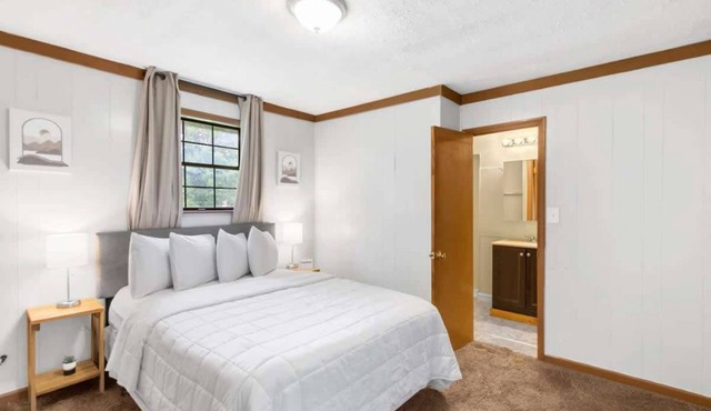 10 Mins to Downtown Birmingham- Fresh in Fairfield