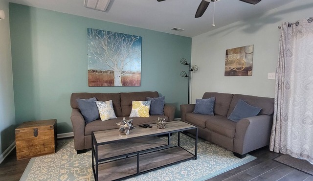 10 mins to Emerald Isle, 2 bd 2.5 ba Townhouse