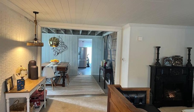 10 minute Walk to Niagara Falls - Sweet Cottage