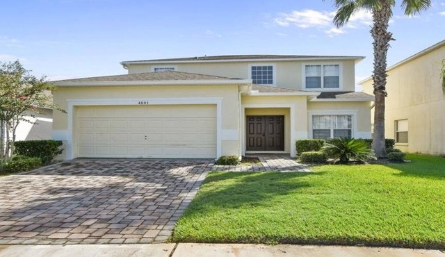 10 Minutes from Parks in Orlando Kissimmee Area Gated Community Private Pool