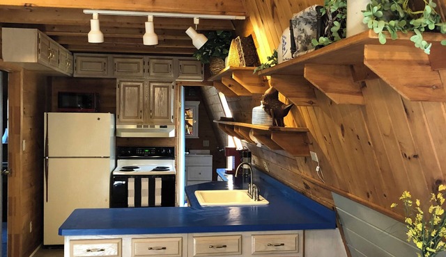 10 minutes to Cooperstown Allstar Village.