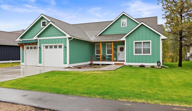 10 minutes to DT! Relax & enjoy Montana's beauty—now offering mid-term rentals!