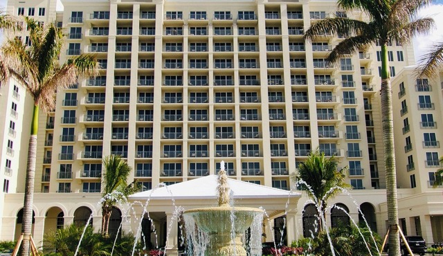 10% Off Ritz Key Biscayne Luxe Suite- Limited Time!