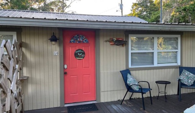 10) Paddler's Cottage