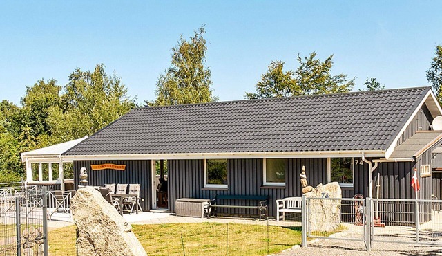 10 person holiday home in Fårevejle-By Traum