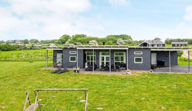 10 person holiday home in Haderslev-By Traum