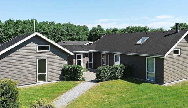 10 person holiday home in Storvorde-By Traum
