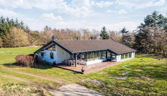 10 person holiday home in Bindslev-By Traum