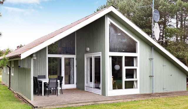 10 person holiday home in Dannemare-By Traum