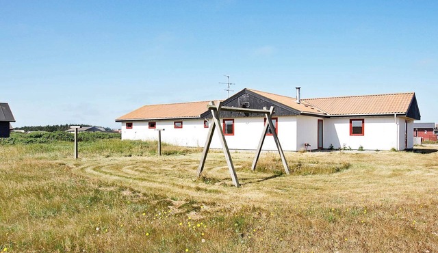 10 person holiday home in Harboøre-By Traum