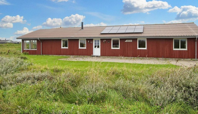 10 person holiday home in Harboøre
