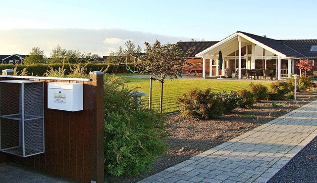 10 person holiday home in Idestrup-By Traum
