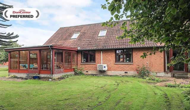 10 person holiday home in Spøttrup
