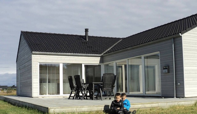 10 person holiday home in Brovst