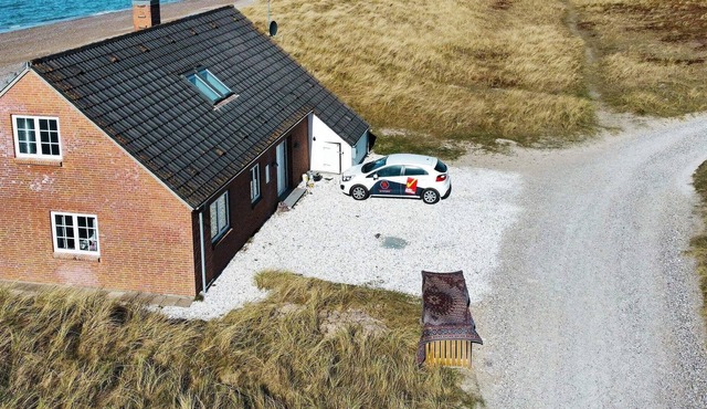 10 person holiday home in Frøstrup