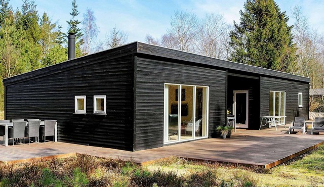 10 person holiday home in Hadsund