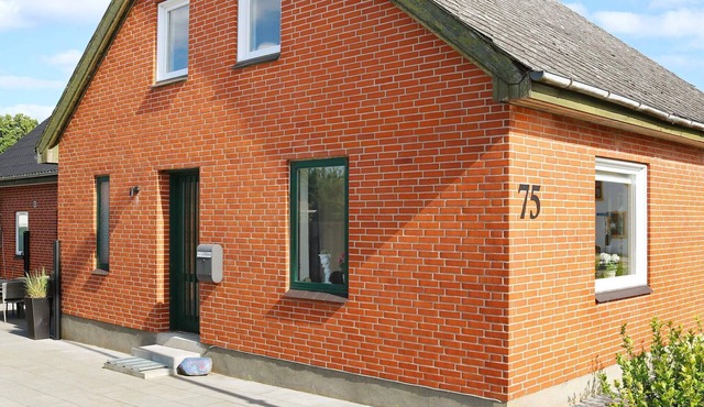 10 person holiday home in Hadsund-By Traum