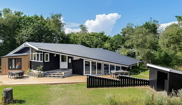 10 person holiday home in Hadsund-By Traum