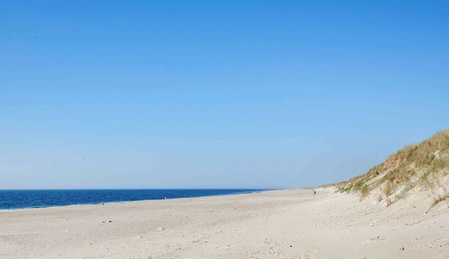 10 person holiday home in Harboøre