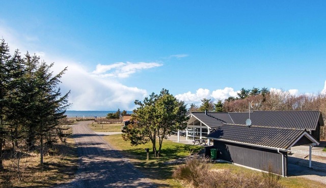 10 person holiday home in Løgstør-By Traum