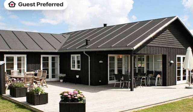 10 person holiday home in Nysted-By Traum