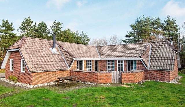 10 person holiday home in Oksbøl