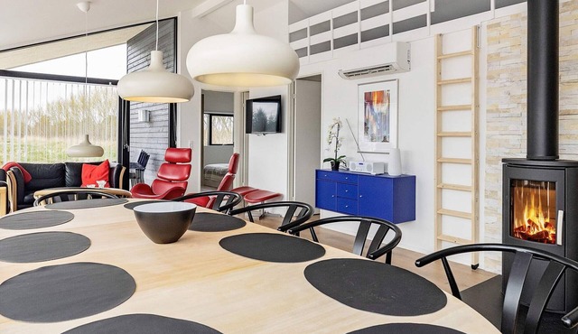 10 person holiday home in Ålbæk