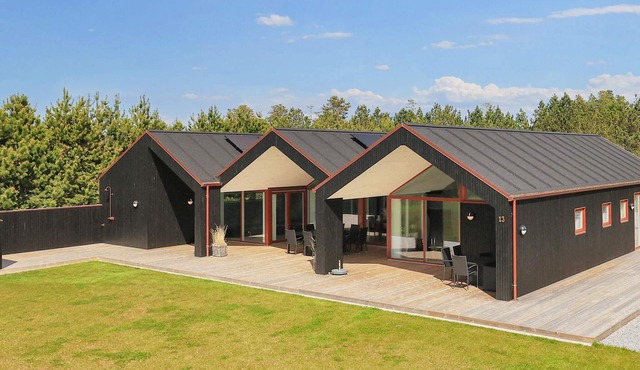 10 person holiday home in Jerup-By Traum