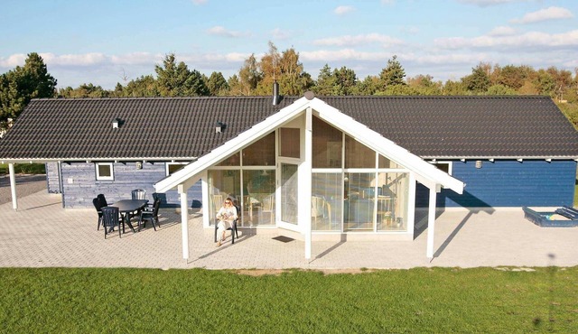 10 person holiday home in Rødby-By Traum