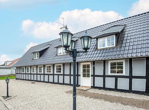 10 person holiday home in Auning-By Traum