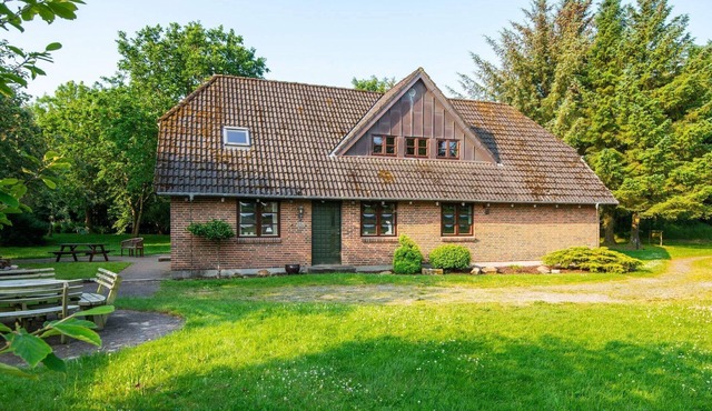 10 person holiday home in Tim