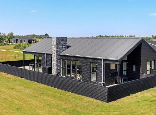 10 person holiday home in L kken