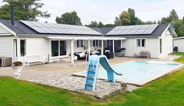 10-Person Home in Rødvig Stevns