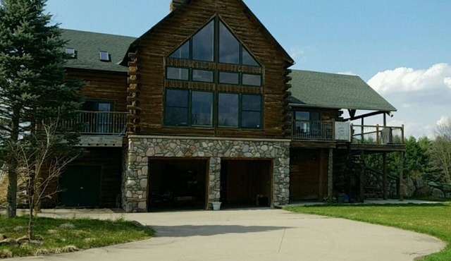 100 Acre Michigan Retreat - Amazing nature/Hot tub/Saunas/Fireplace/WiFi!