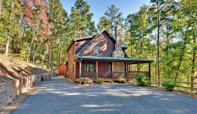 100 Acre Wood | Near Toccoa/Ocoee River | Hot Tub | Fire Pit | Pool Table |