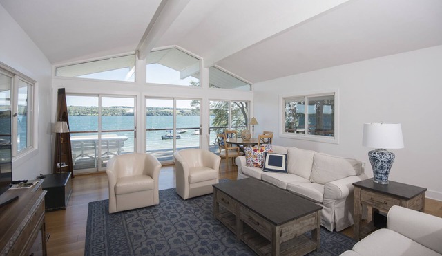 100' Level Lakefront Beach