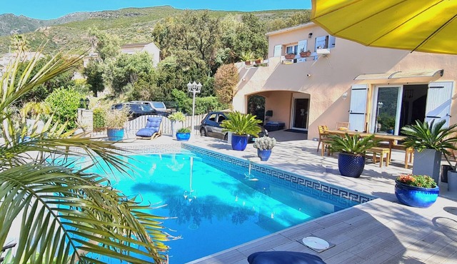 100 m2 villa at the beginning of Cap Corse with private pool