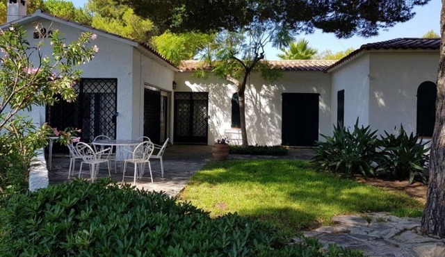 100 meters from the beach with barbecue