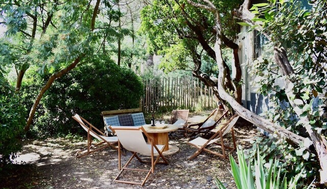 100 sq m, 50m from beach access, garden, terrace