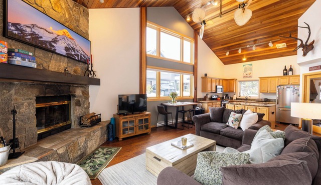 100 Steps Away, Ski in Ski Out Condo